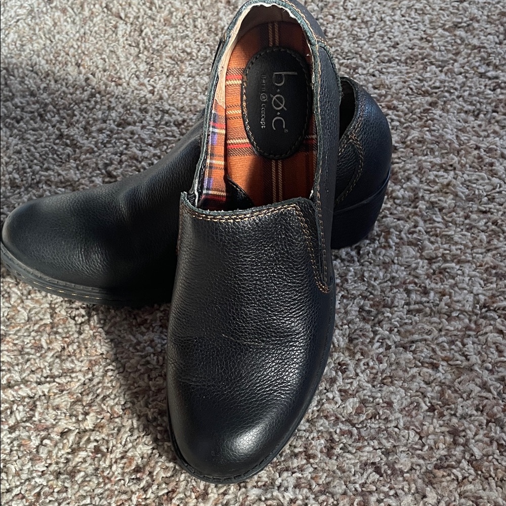 b.o.c. Women's Dark Brown Leather Clogs - Picture 3 of 5